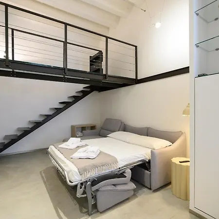 Apartment Loft Palazzo D'amelj Nel Centro Storico Di