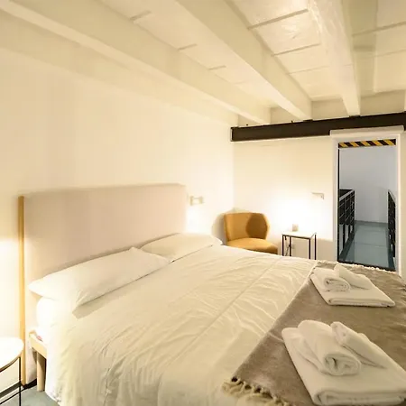 Apartment Loft Palazzo D'amelj Nel Centro Storico Di Bari
