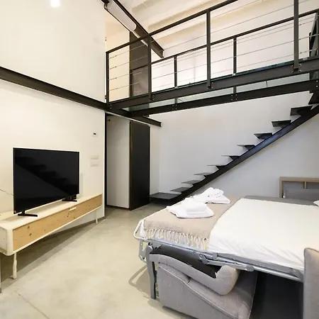 Loft Palazzo D'amelj Nel Centro Storico Di Apartment *